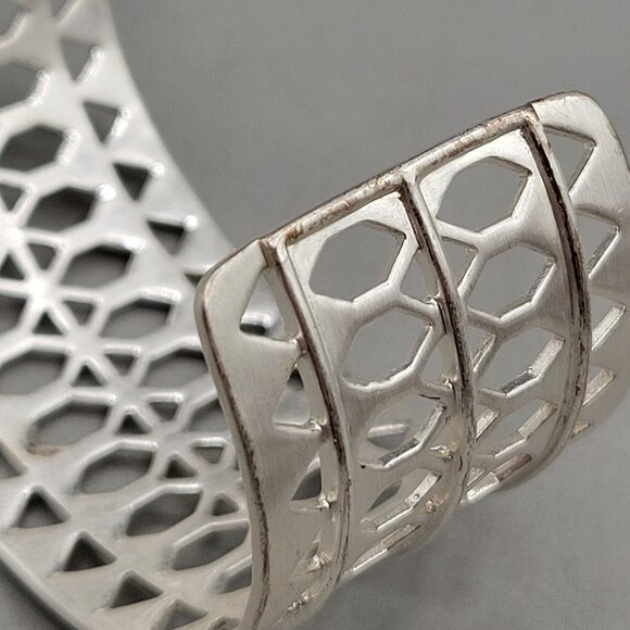 Stella and Dot Silver Tone Geometric Openwork Wide Plait Cuff Bracelet - Picture 9 of 10
